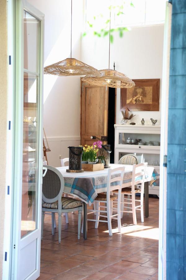 Domaine De Montbarri Bed & Breakfast La Tour-sur-Orb Exterior photo